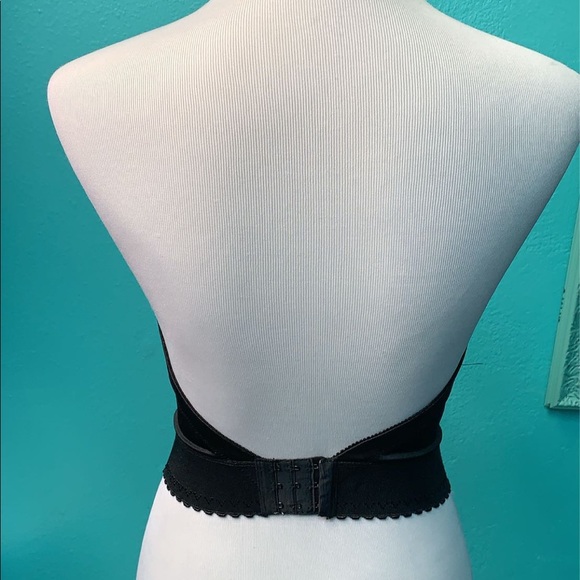 Lingerie - Picture 2 of 2